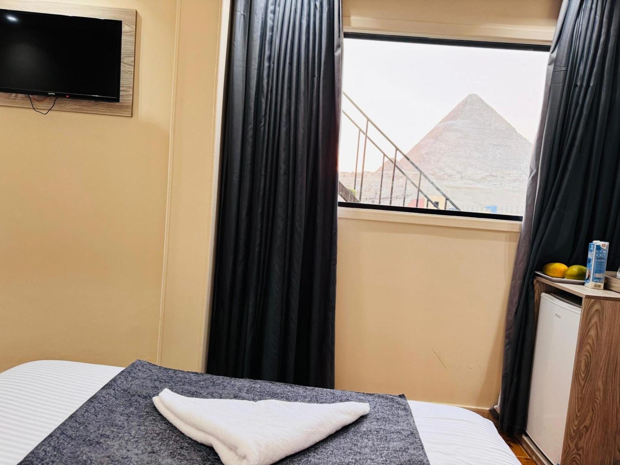 New Scarab Pyramids View Hotel Kafrat al Jabal Exterior photo